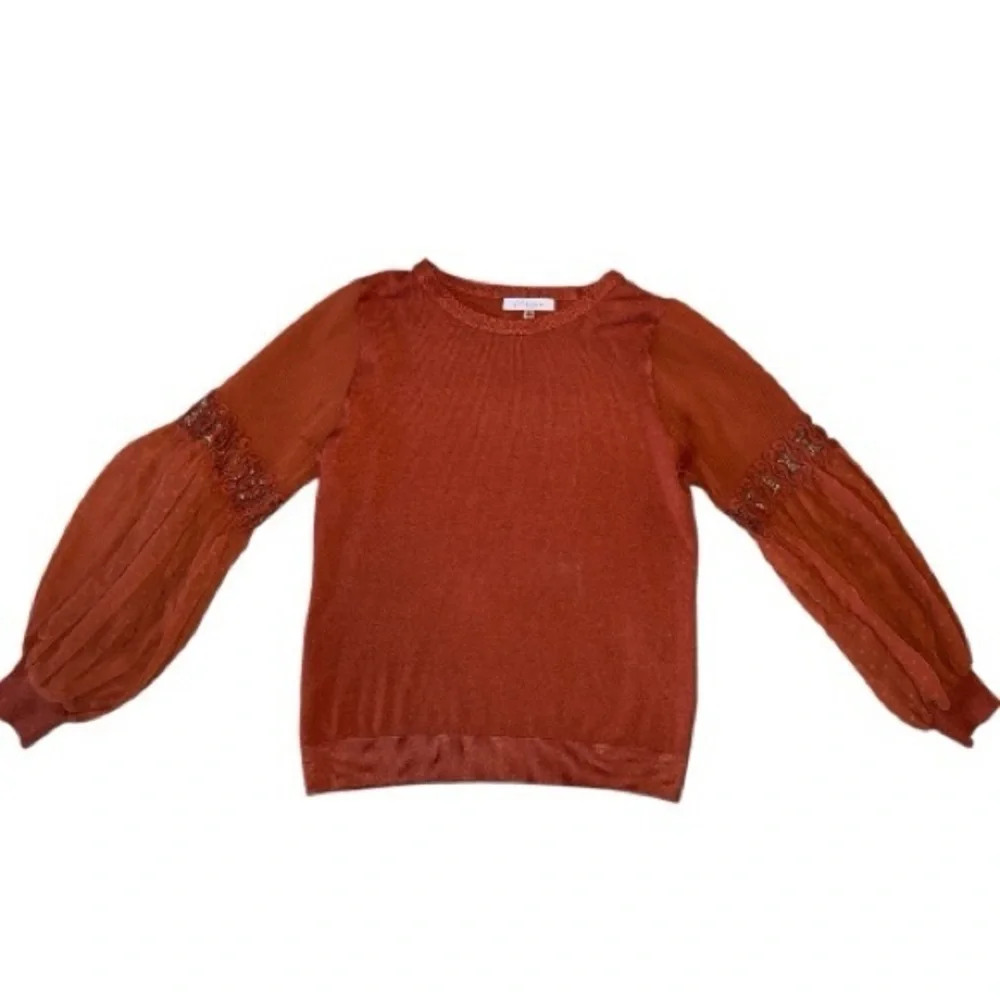 Sioni Milano size medium, Terracotta soft sweater, ornate sleeves